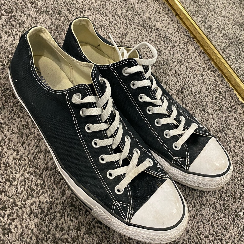 Mens Black & white converse